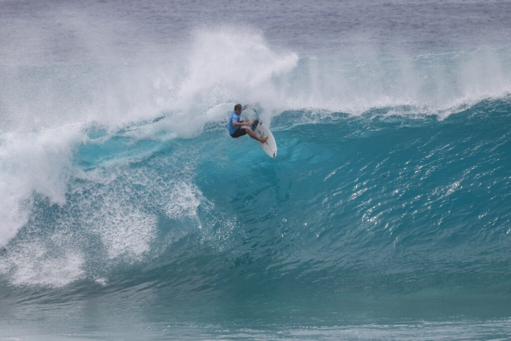 A vitória do carioca Lucas Silveira no QS 5000 valeu a terceira posição no ranking Latino-Americano. Pernambucano Paulo Moura foi o vice-campeão na decisão do domingo,05/03. Todo o evento na ilha aconteceu em altas ondas. A 17.a edição já está confirmada para o mês de fevereiro de 2024  